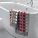 Mirabello Museum Modern Sponge Bath Towel